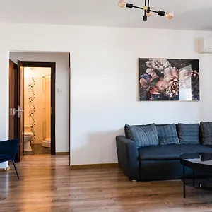 Chic 2-room In The Heart Of With Amazing View , Bucarest Roumanie